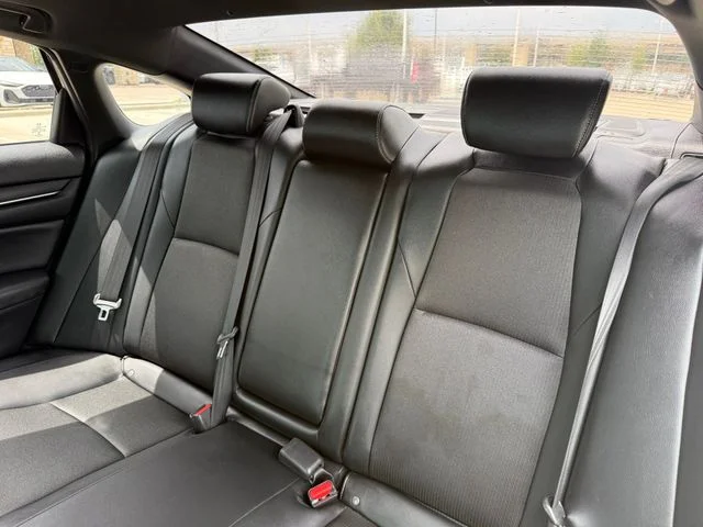 2021 Honda Accord - Image 25