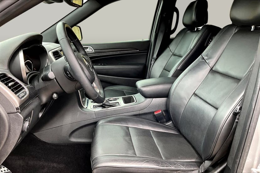 2018 Jeep Grand Cherokee - Image 8