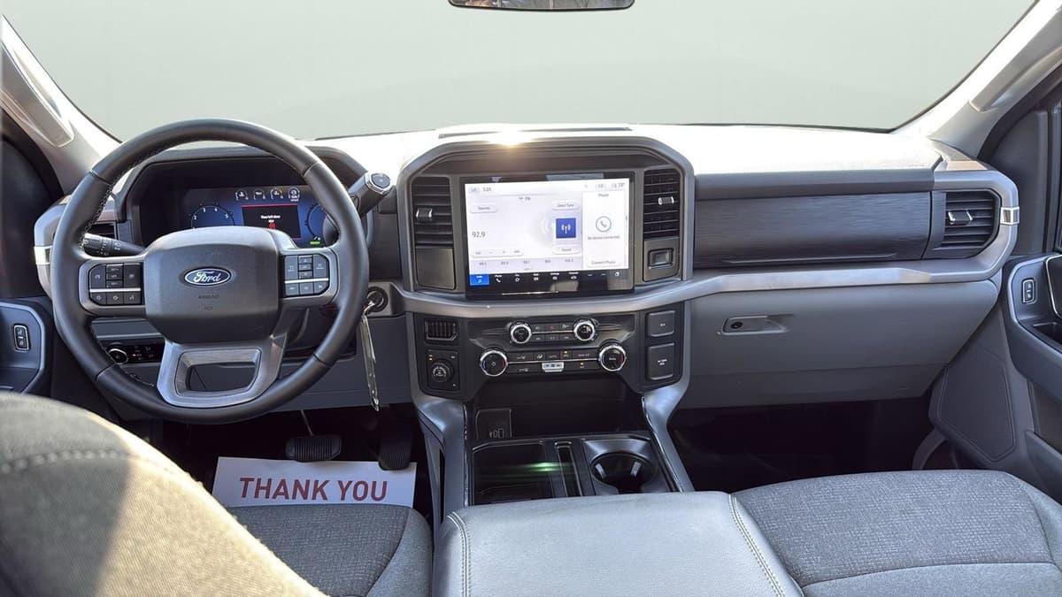 2025 Ford F-150 - Image 22