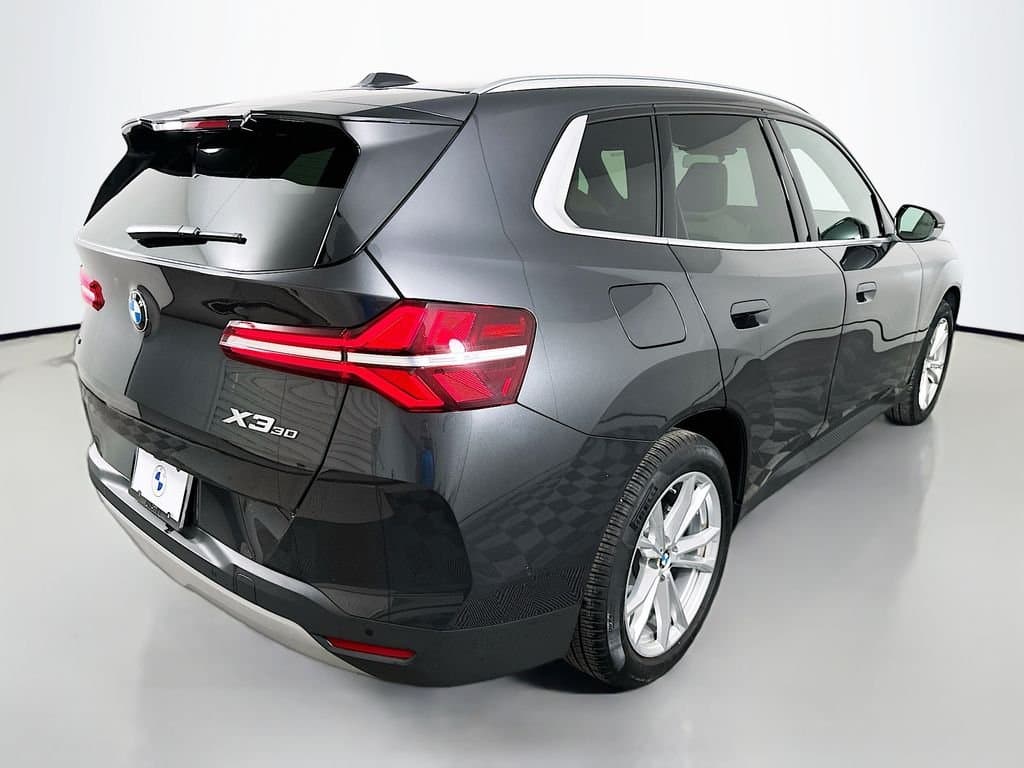 2025 BMW X3 - Image 5