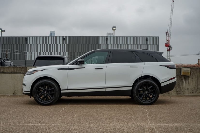 2026 Land Rover Range Rover Velar - Image 1