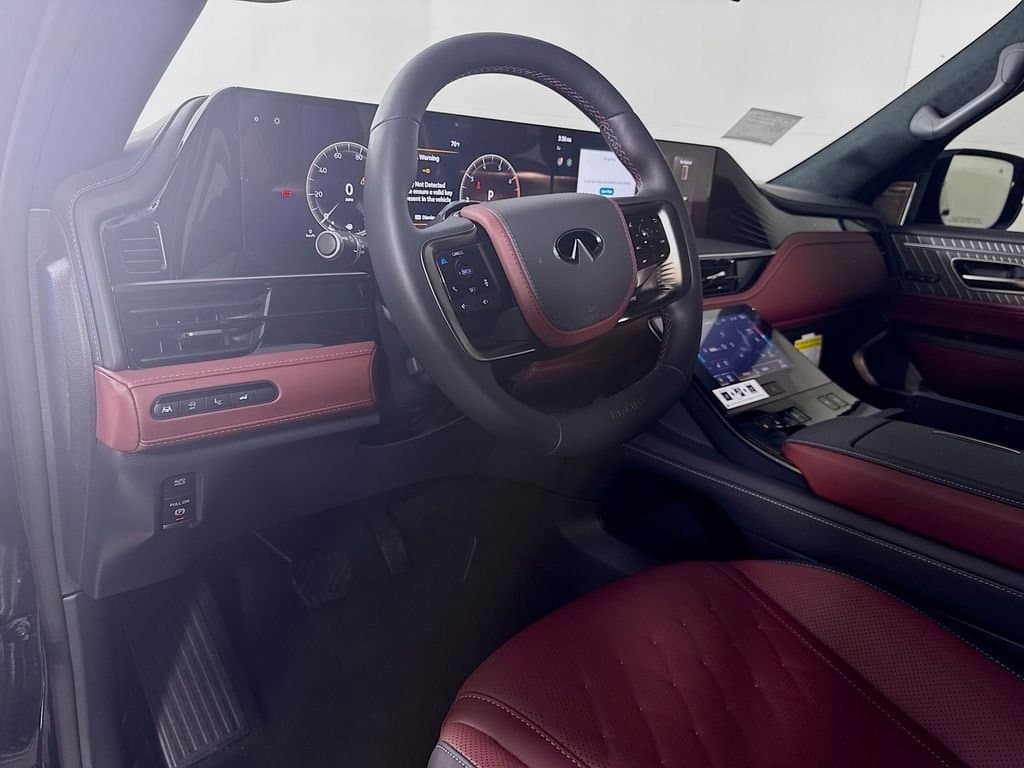 2026 INFINITI QX80 - Image 10