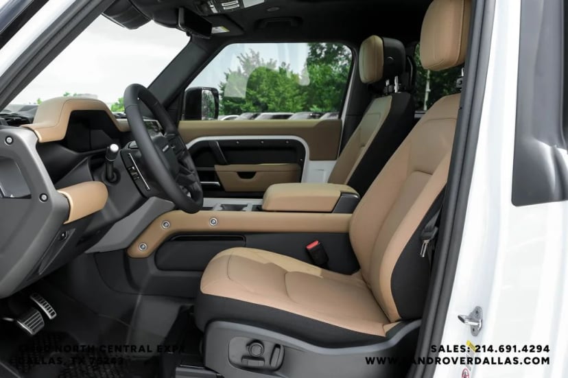 2026 Land Rover Defender 90 - Image 2