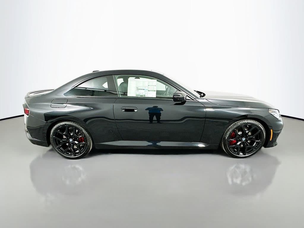 2026 BMW 2 Series - Image 4