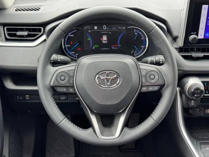 2025 Toyota RAV4 Hybrid - Image 24