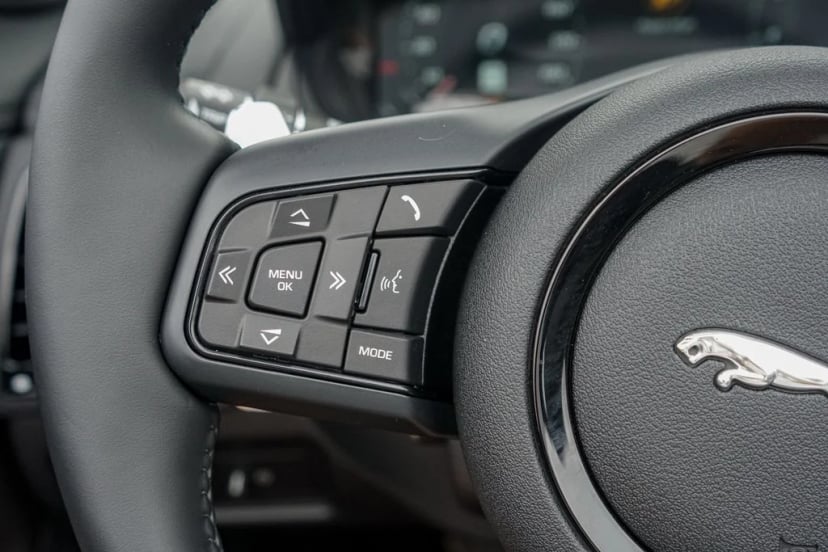 2023 Jaguar F-TYPE - Image 22