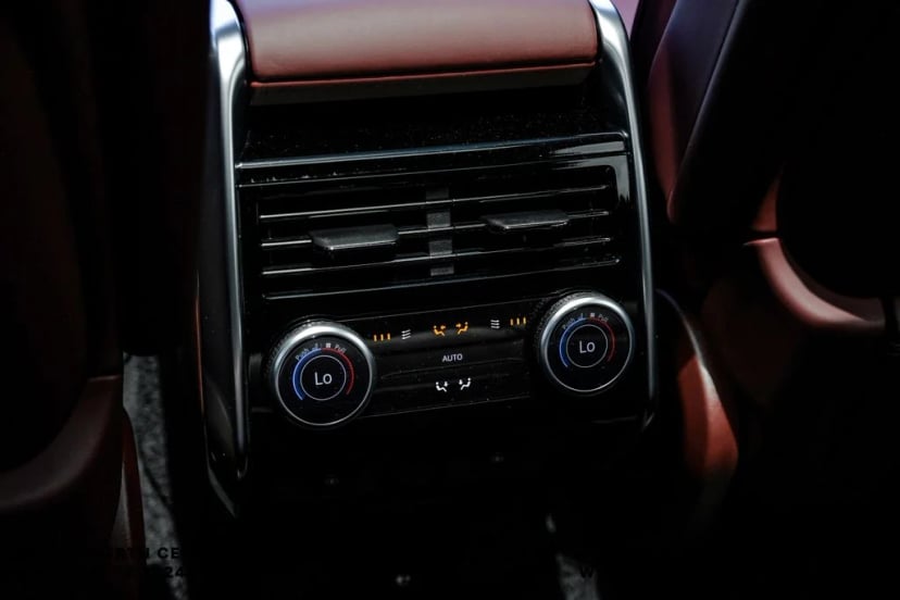 2026 Land Rover Range Rover - Image 44
