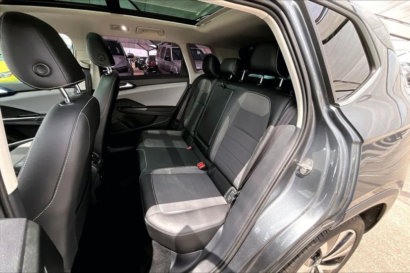 2022 Volkswagen Taos - Image 21