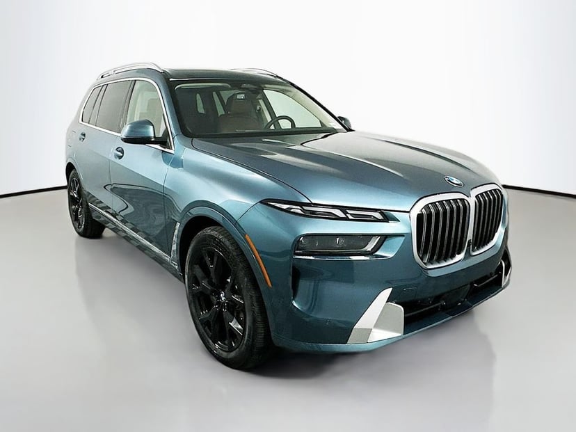 2026 BMW X7 - Image 3