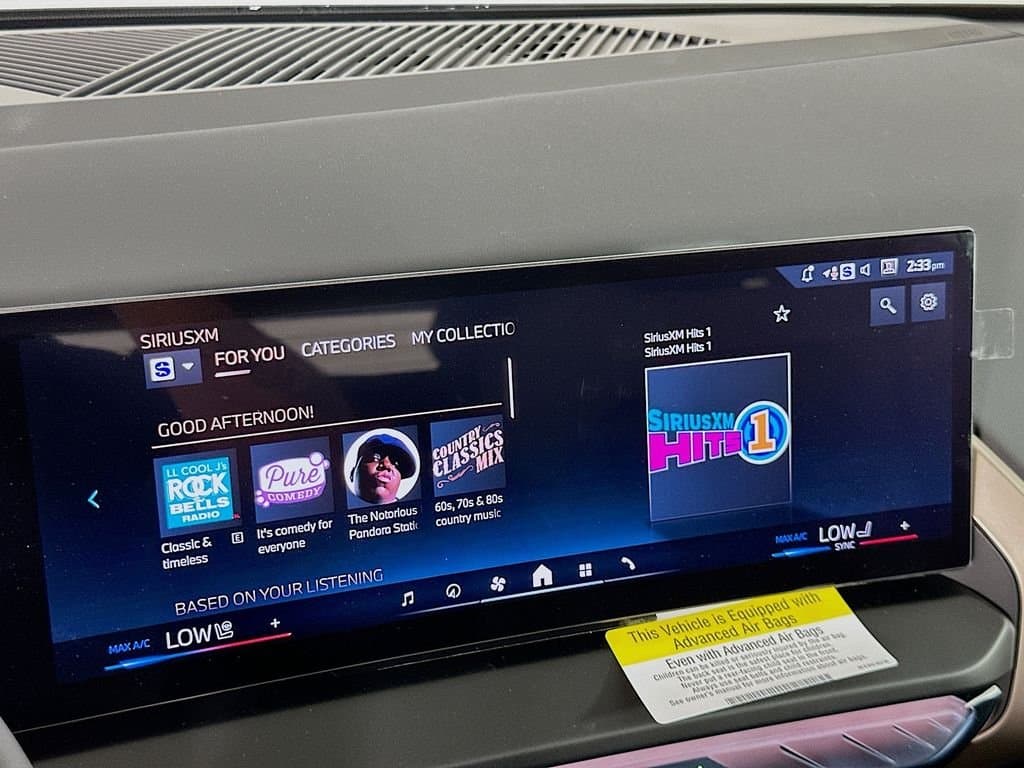 2025 BMW X3 - Image 11