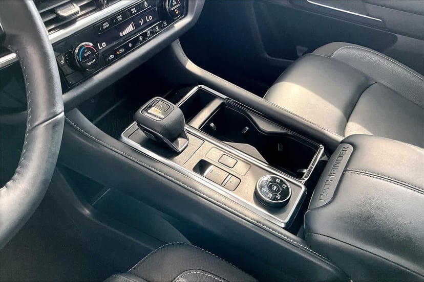 2023 Nissan Pathfinder - Image 16