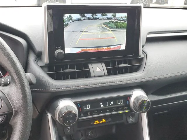 2025 Toyota RAV4 - Image 17