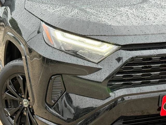 2022 Toyota RAV4 Hybrid - Image 31