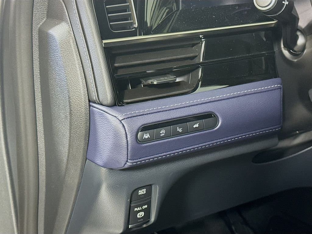 2026 INFINITI QX80 - Image 11