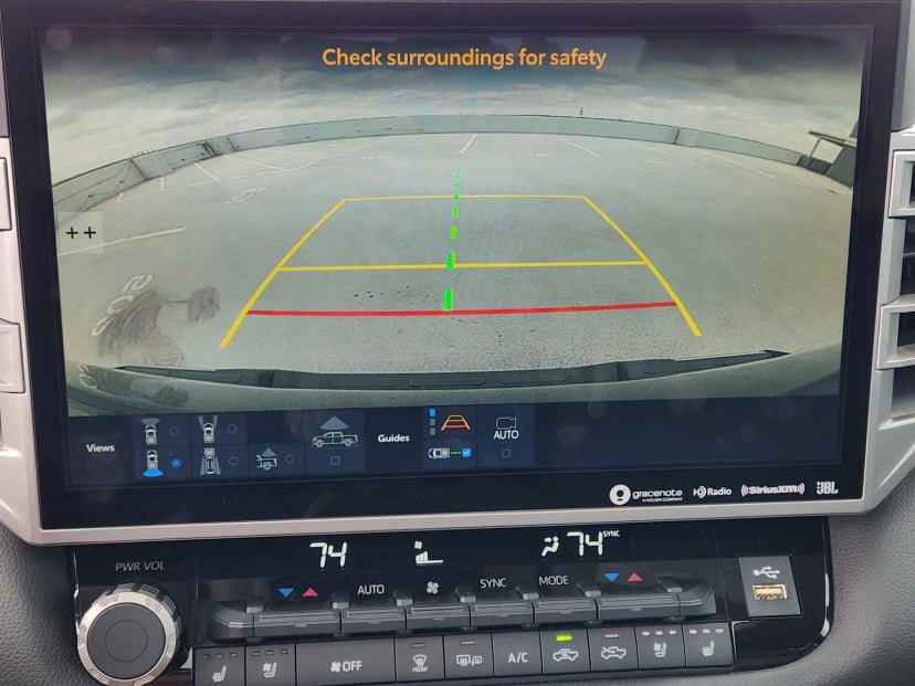 2023 Toyota Tundra - Image 18