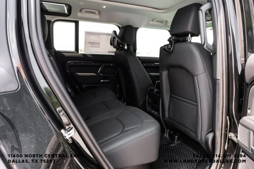 2026 Land Rover Defender 110 - Image 38