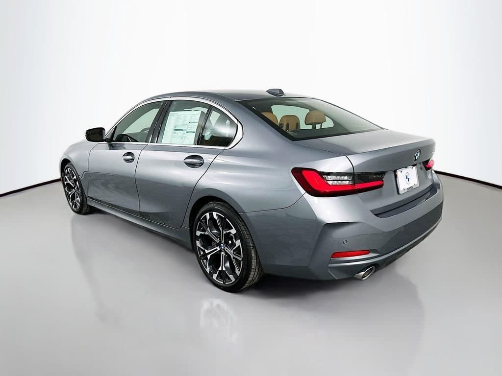 2026 BMW 3 Series - Image 7