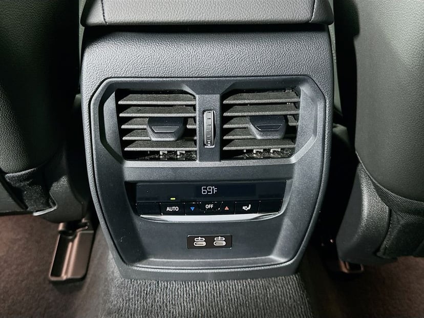 2023 BMW i4 - Image 26