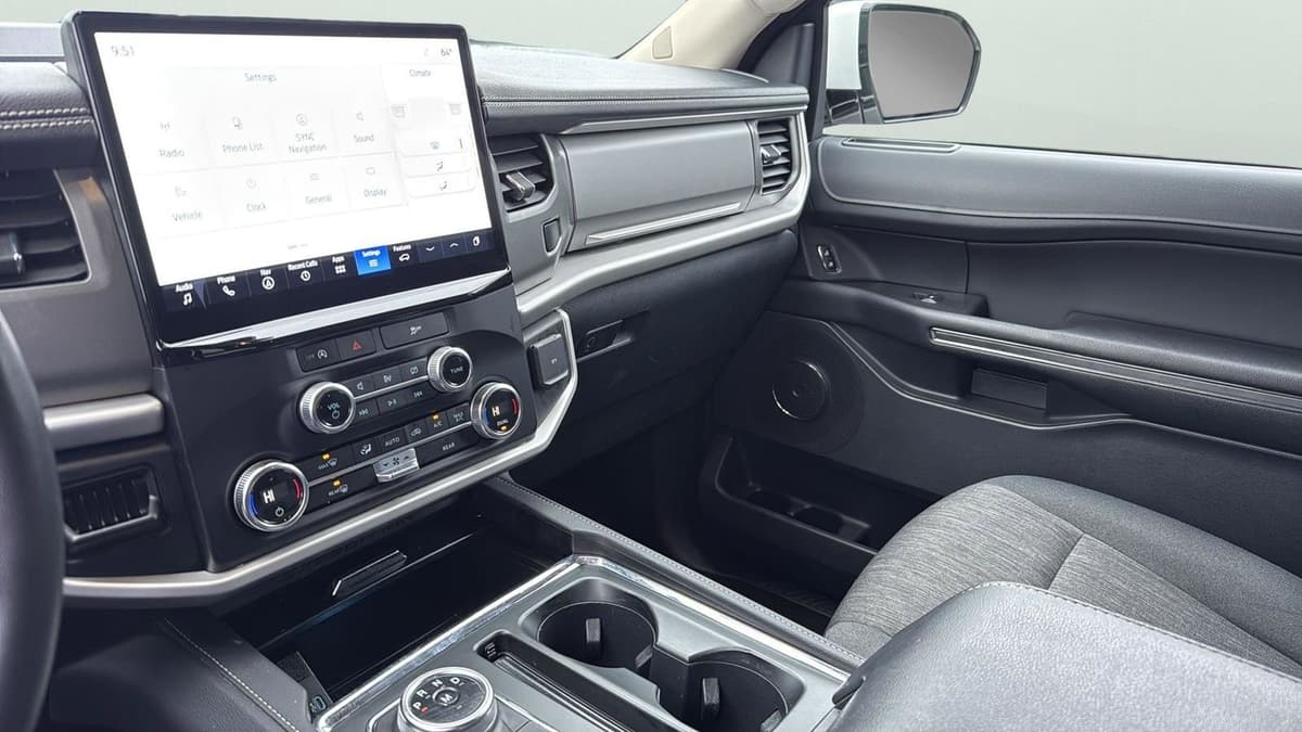 2023 Ford Expedition - Image 20