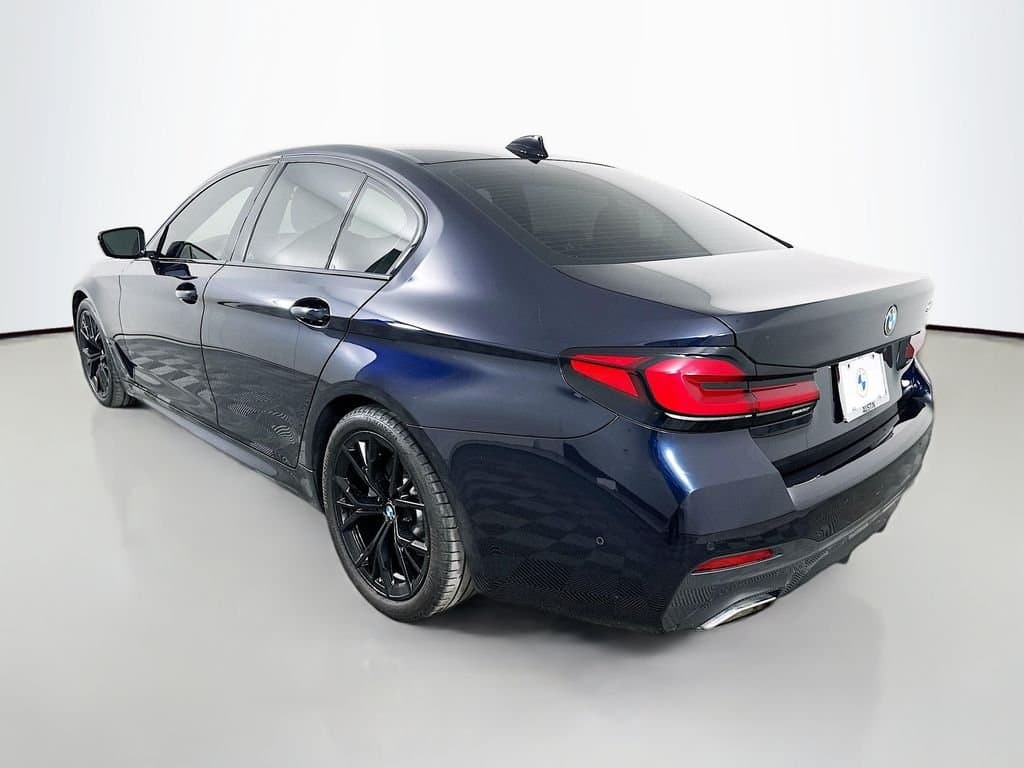 2023 BMW 5 Series - Image 7