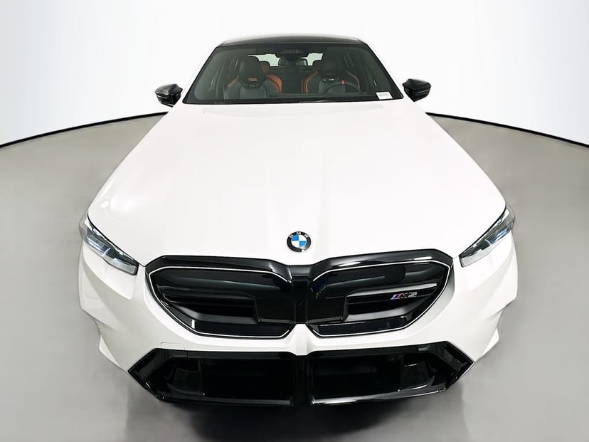 2026 BMW M5 - Image 2