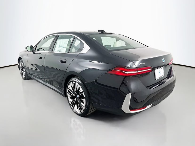 2026 BMW 5 Series - Image 7