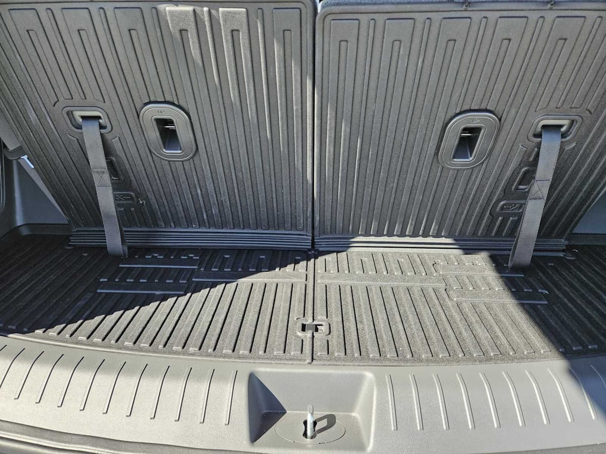 2025 Hyundai Santa Fe Hybrid - Image 31