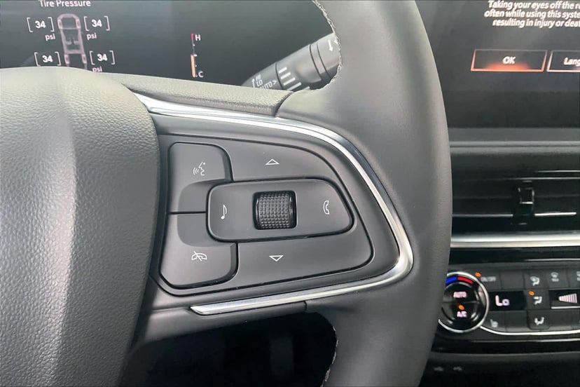2024 Buick Envista - Image 25