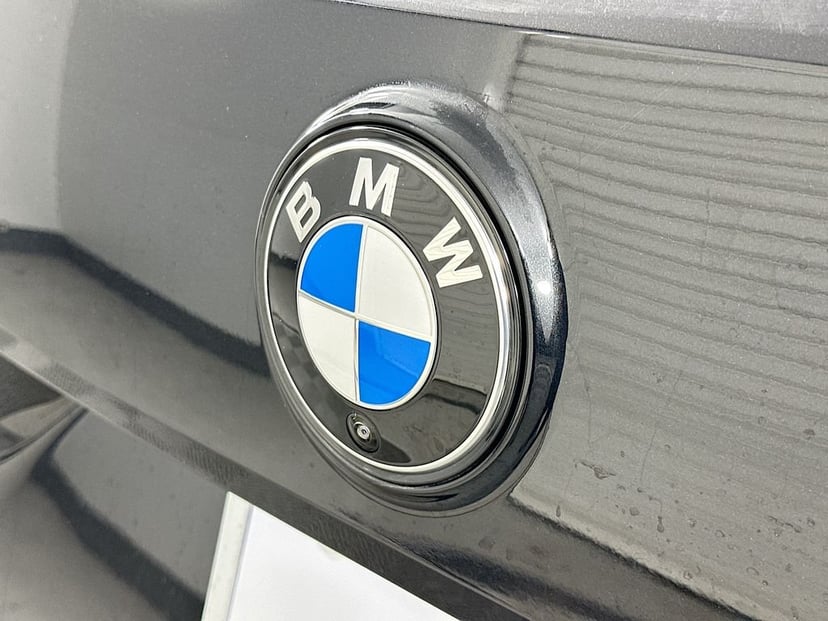 2026 BMW iX - Image 22
