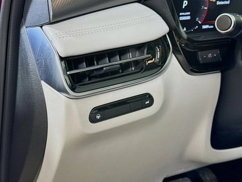2026 INFINITI QX60 - Image 12