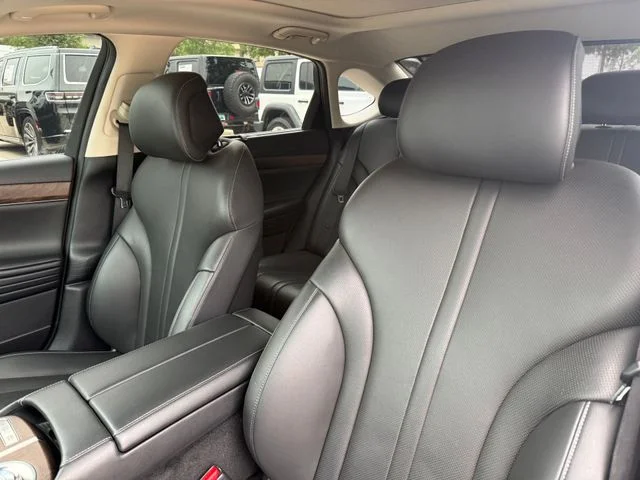 2021 Genesis G80 - Image 11