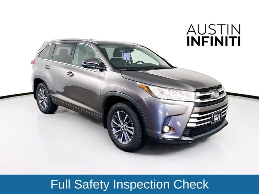 2018 Toyota Highlander - Image 1
