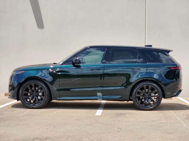 2026 Land Rover Range Rover Sport - Image 4