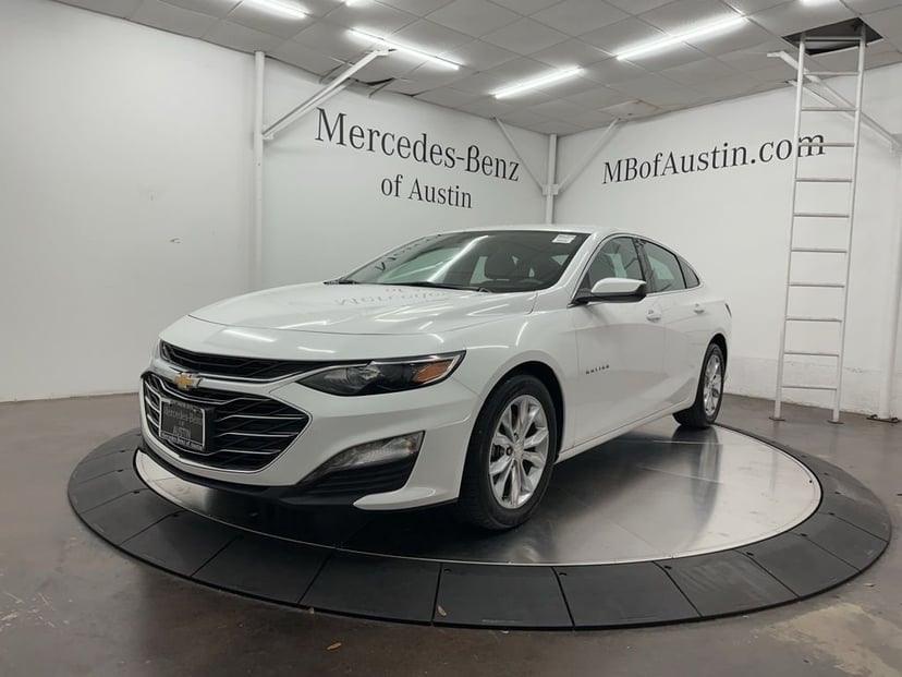 2023 Chevrolet Malibu - Image 3
