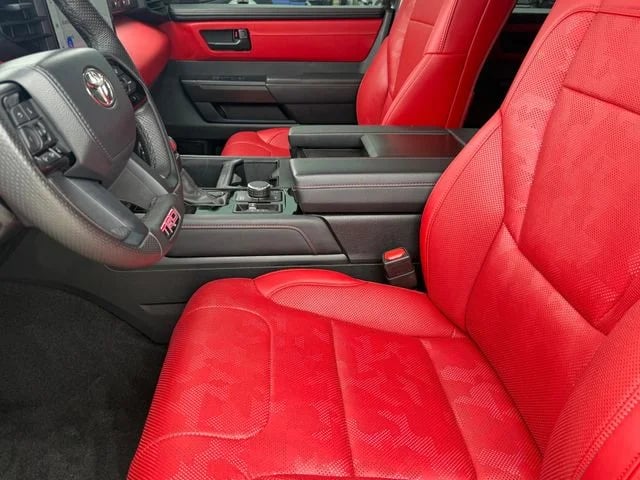 2023 Toyota Tundra Hybrid - Image 11