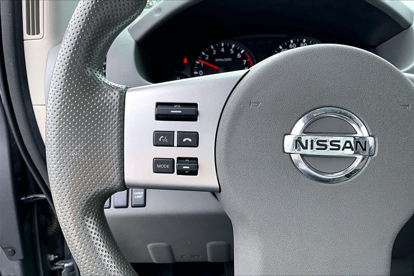 2019 Nissan Frontier - Image 24