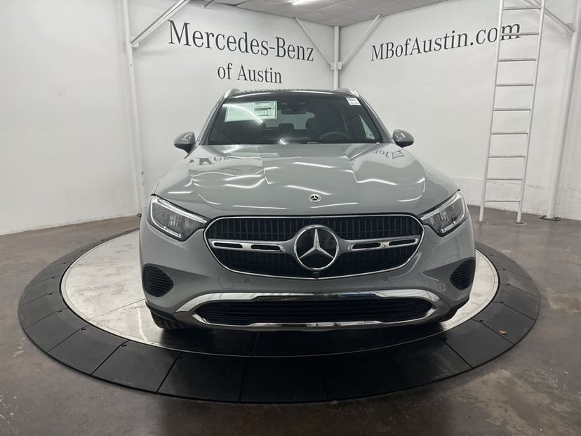2026 Mercedes-Benz GLC - Image 2