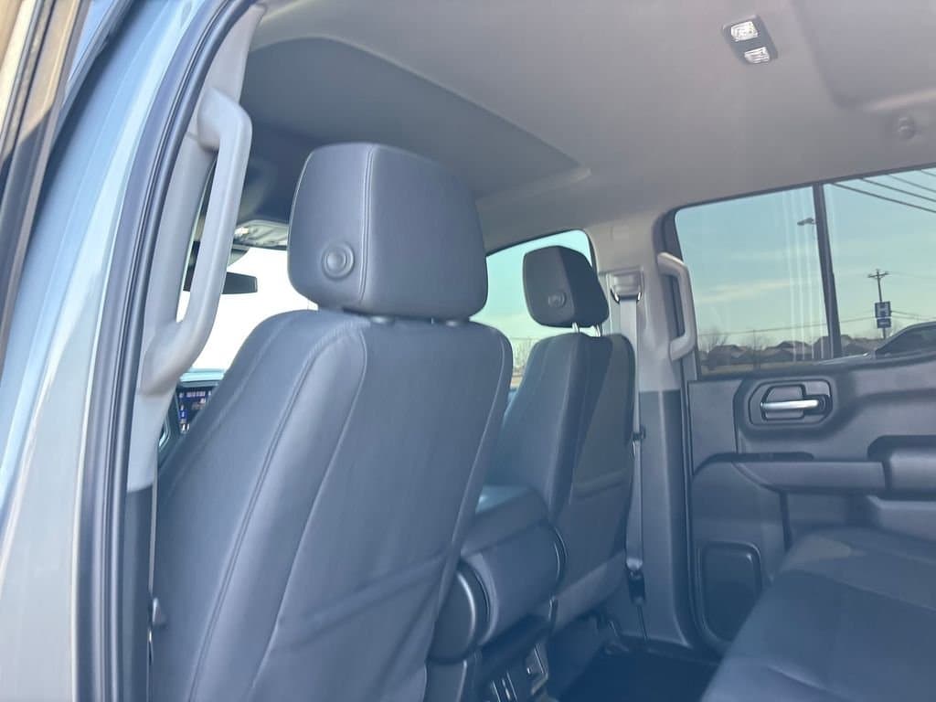 2026 Chevrolet Silverado 1500 - Image 25