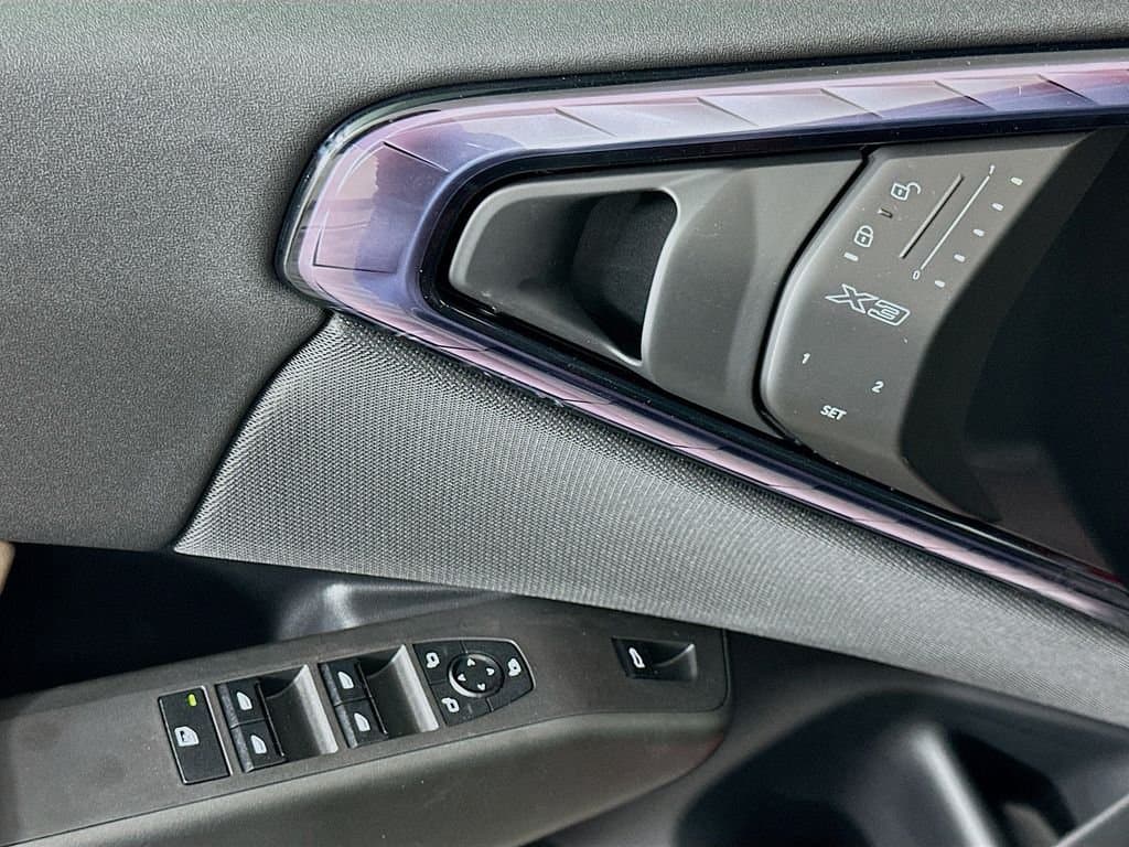 2025 BMW X3 - Image 20