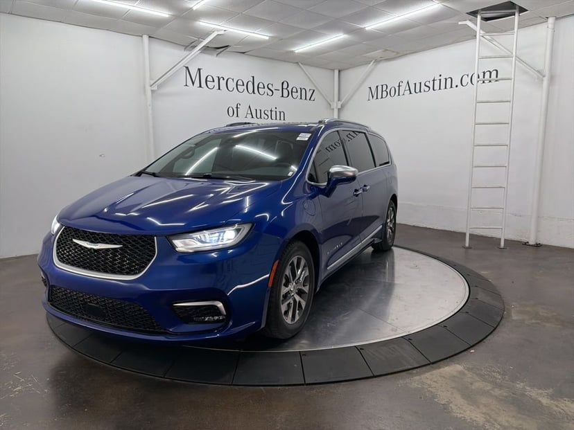 2021 Chrysler Pacifica Hybrid - Image 1