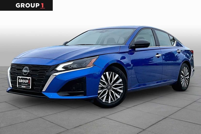 2025 Nissan Altima - Image 1