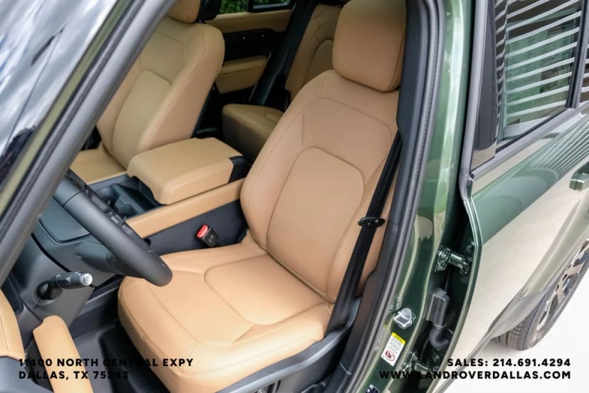 2026 Land Rover Defender 110 - Image 35