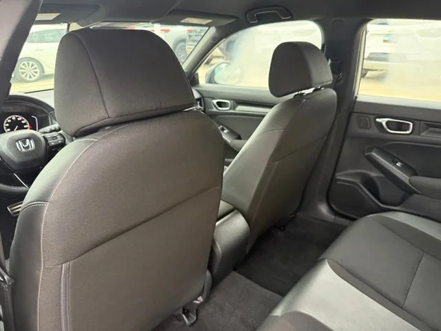 2025 Honda Civic - Image 24