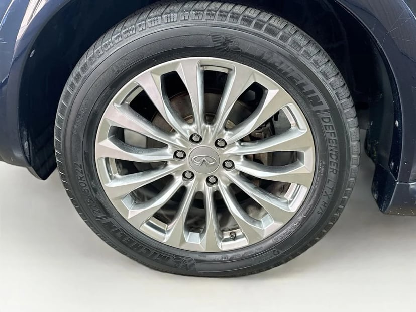 2015 INFINITI QX80 - Image 33