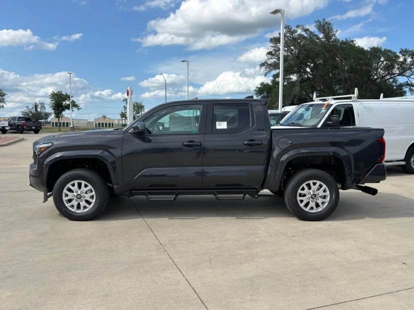 2026 Toyota Tacoma - Image 2