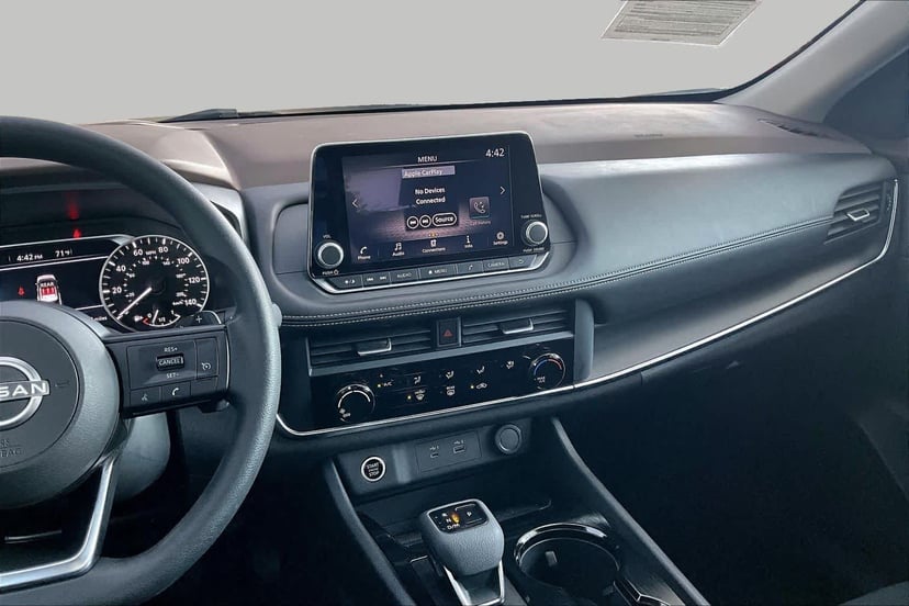 2023 Nissan Rogue - Image 7