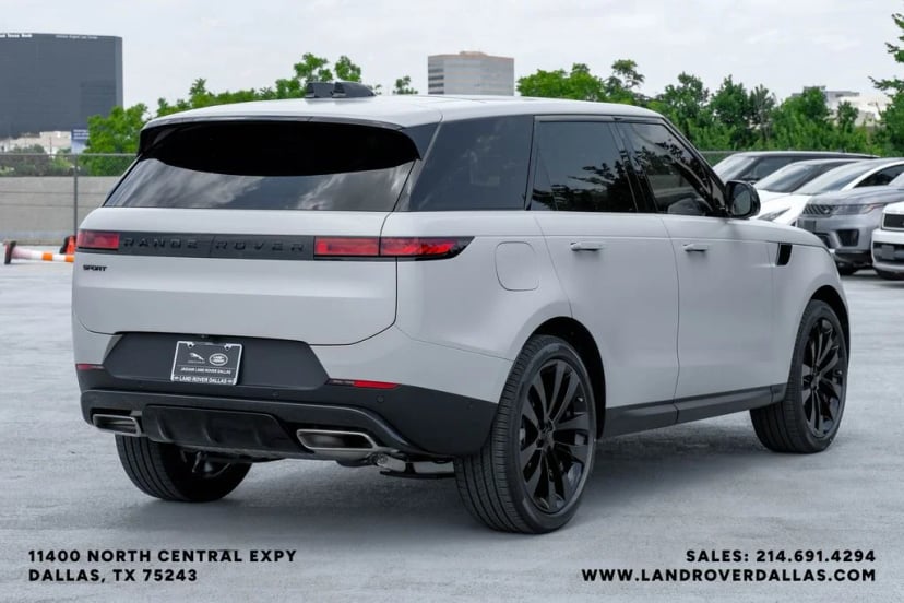 2026 Land Rover Range Rover Sport - Image 8