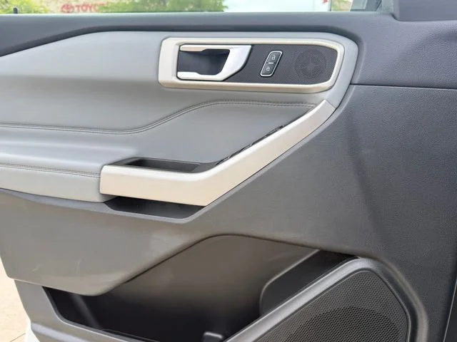 2023 Ford Explorer - Image 22
