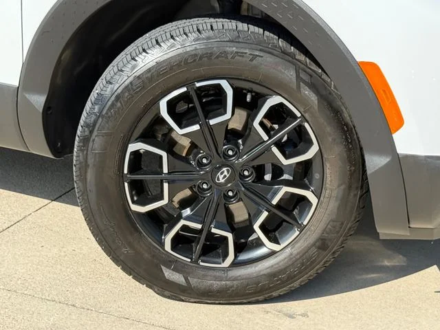 2022 Hyundai Santa Cruz - Image 4