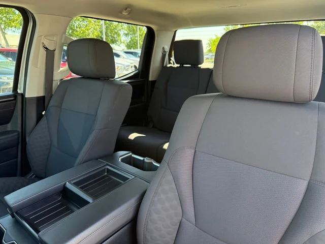 2024 Toyota Tundra - Image 14